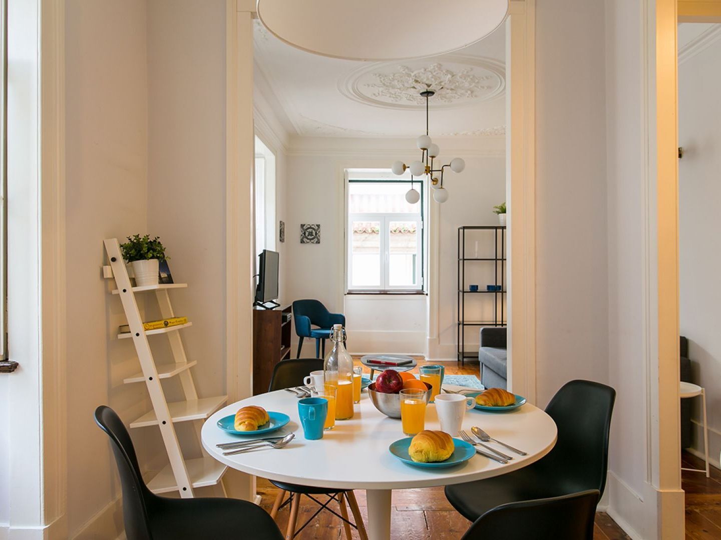 Joivy Splendid 2Br Flat In Bairro Alto, Nearby Luis De Camoes Square Apartment Lisbon Bagian luar foto